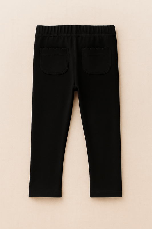 Black: Scallop Booty Pocket Leggings- RTS